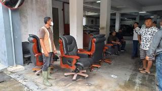 Soal Vendor Tarik Kursi Dewan, Ketua DPRD Pekanbaru: Kok Bisa Ada Tunggakan, Selesaikan!